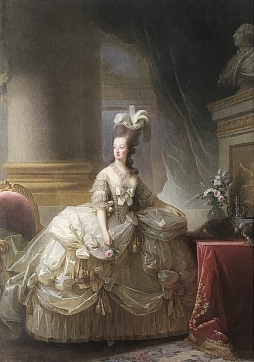 マリー・ルイーズ・エリザベト・ヴィジェ＝ルブラン《フランス王妃マリー・アントワネットの肖像》1778年